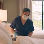 Quality Suites Near West Acres 