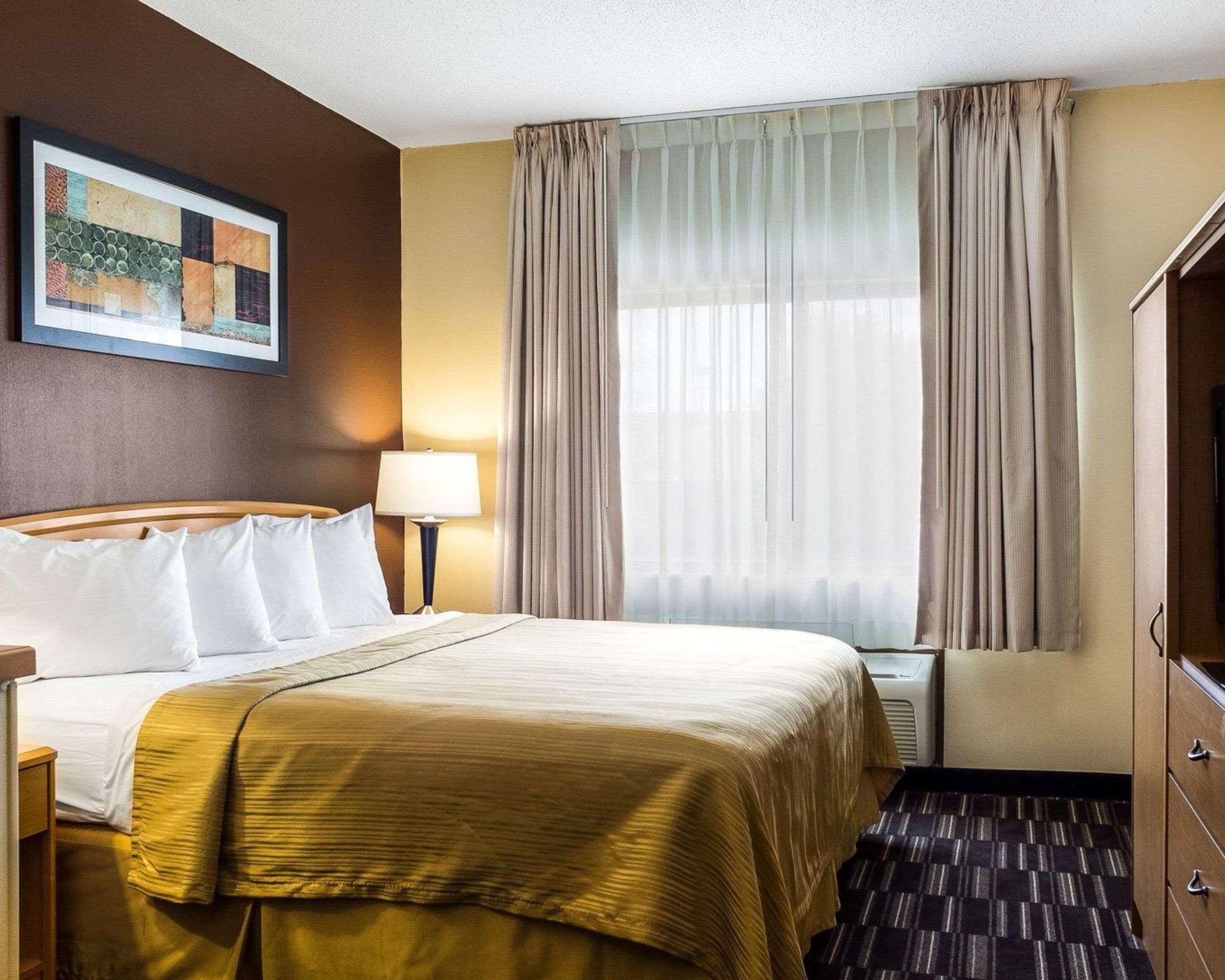 Quality Near West Acres Hotel Fargo