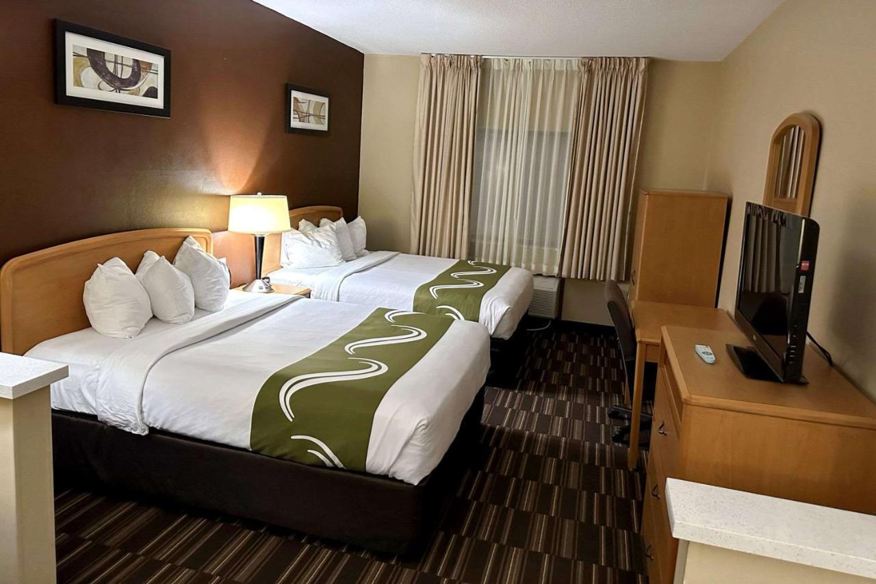 Quality Near West Acres Hotel Fargo