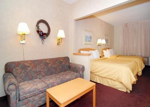 Hotel Quality Near West Acres 2*