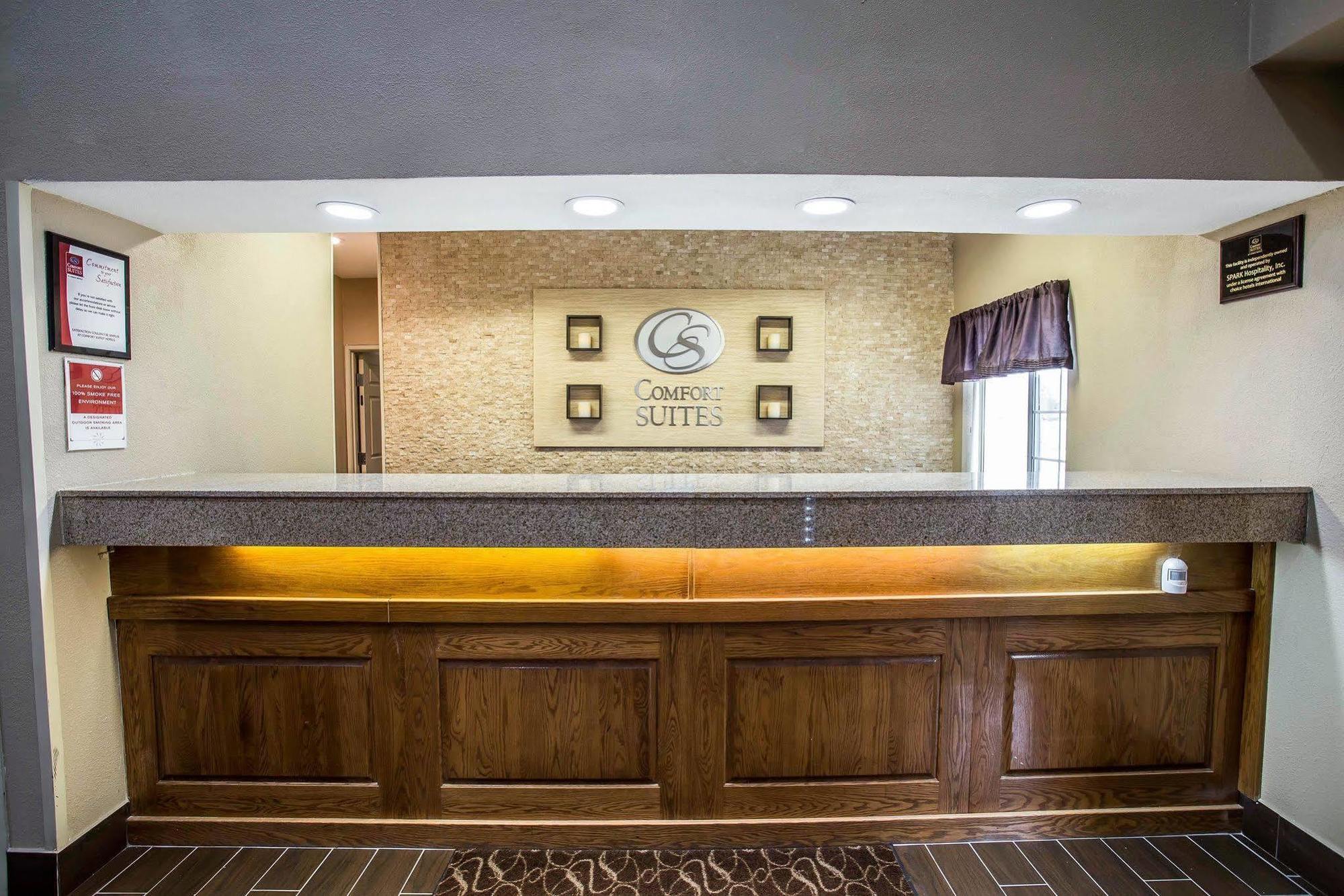 Hotel Quality Near West Acres 2*